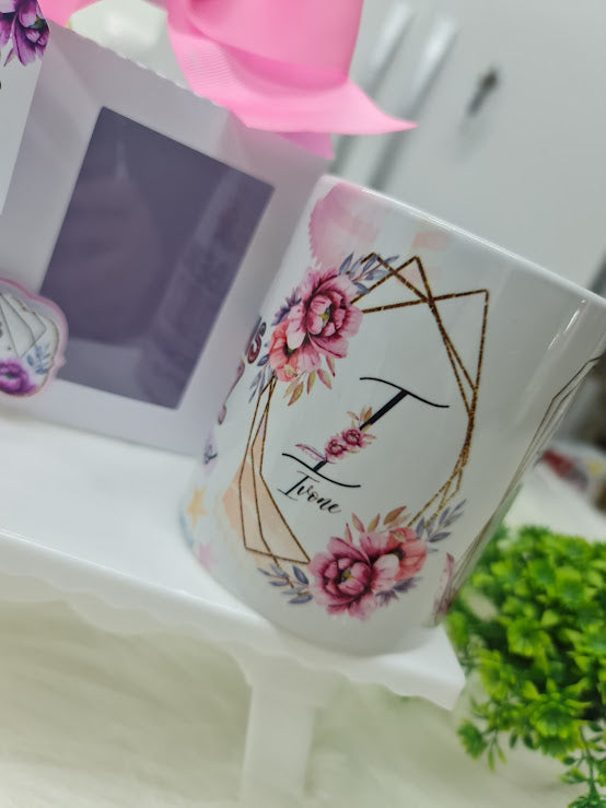 Caneca Personalizada de Aniversário com Nome e Mensagem Especial