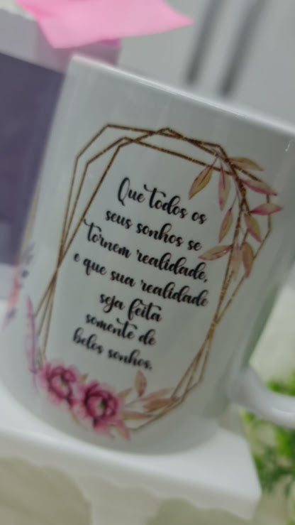 Caneca Personalizada de Aniversário com Nome e Mensagem Especial