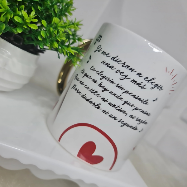 CANECA PERSONALIZADA COM LETRA DE MÚSICA- COM CAIXA E TAG PERSONALIZADA!