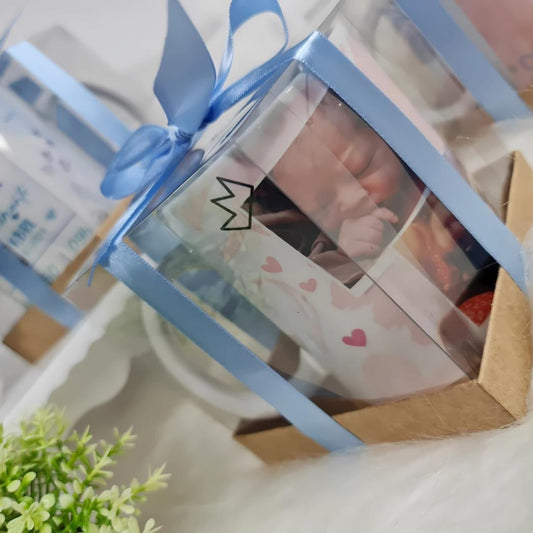 Caneca “Cheguei!” – Lembrança de Nascimento Personalizada🍼