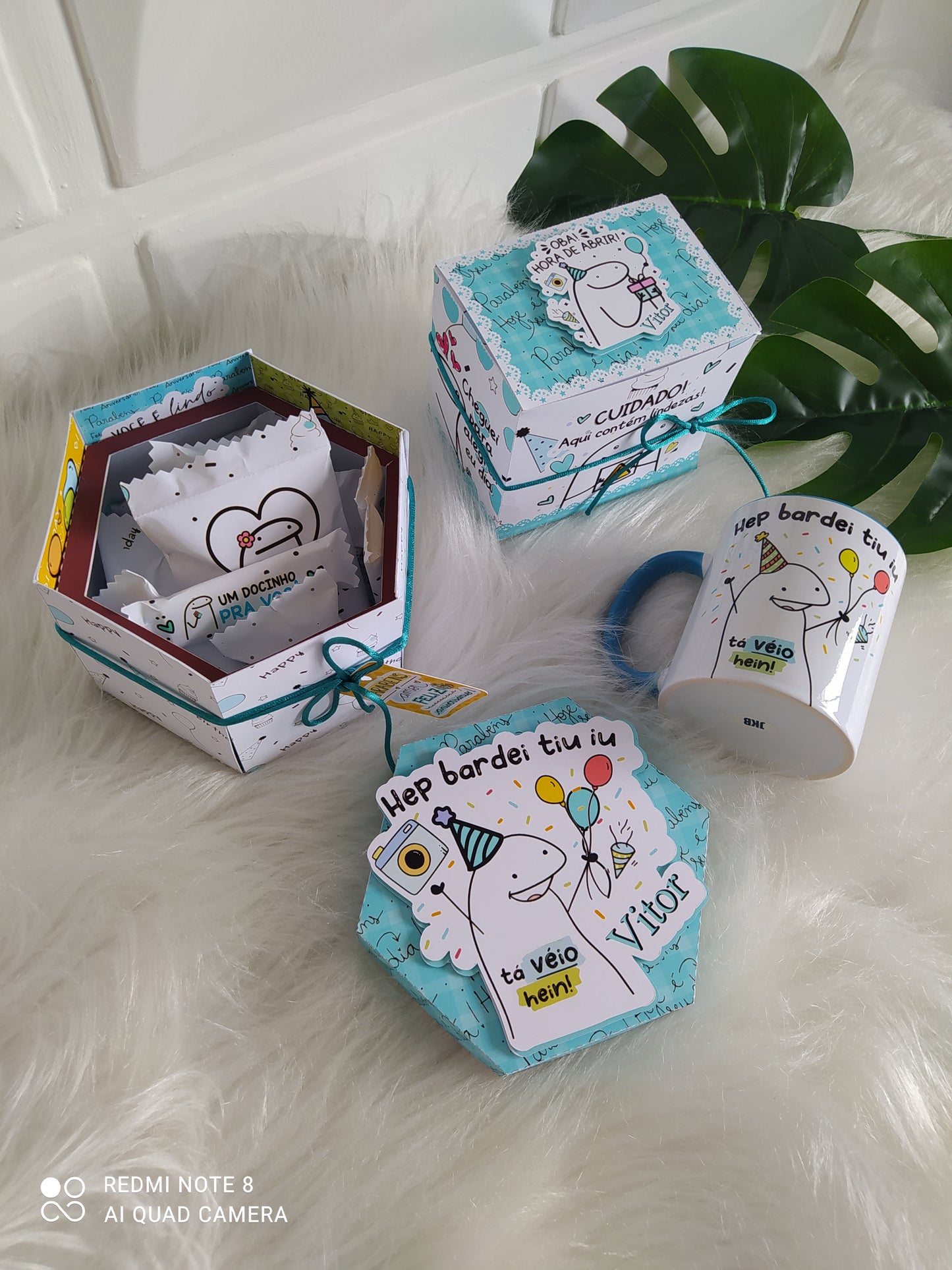 Caneca Personalizada  Flork Kit Caneca+ Caixa Com Chocolates Personalizados |Aniversário, Namoro e Outros!
