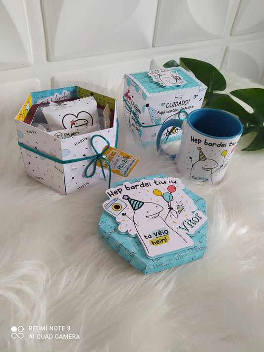Caneca Personalizada  Flork Kit Caneca+ Caixa Com Chocolates Personalizados |Aniversário, Namoro e Outros!
