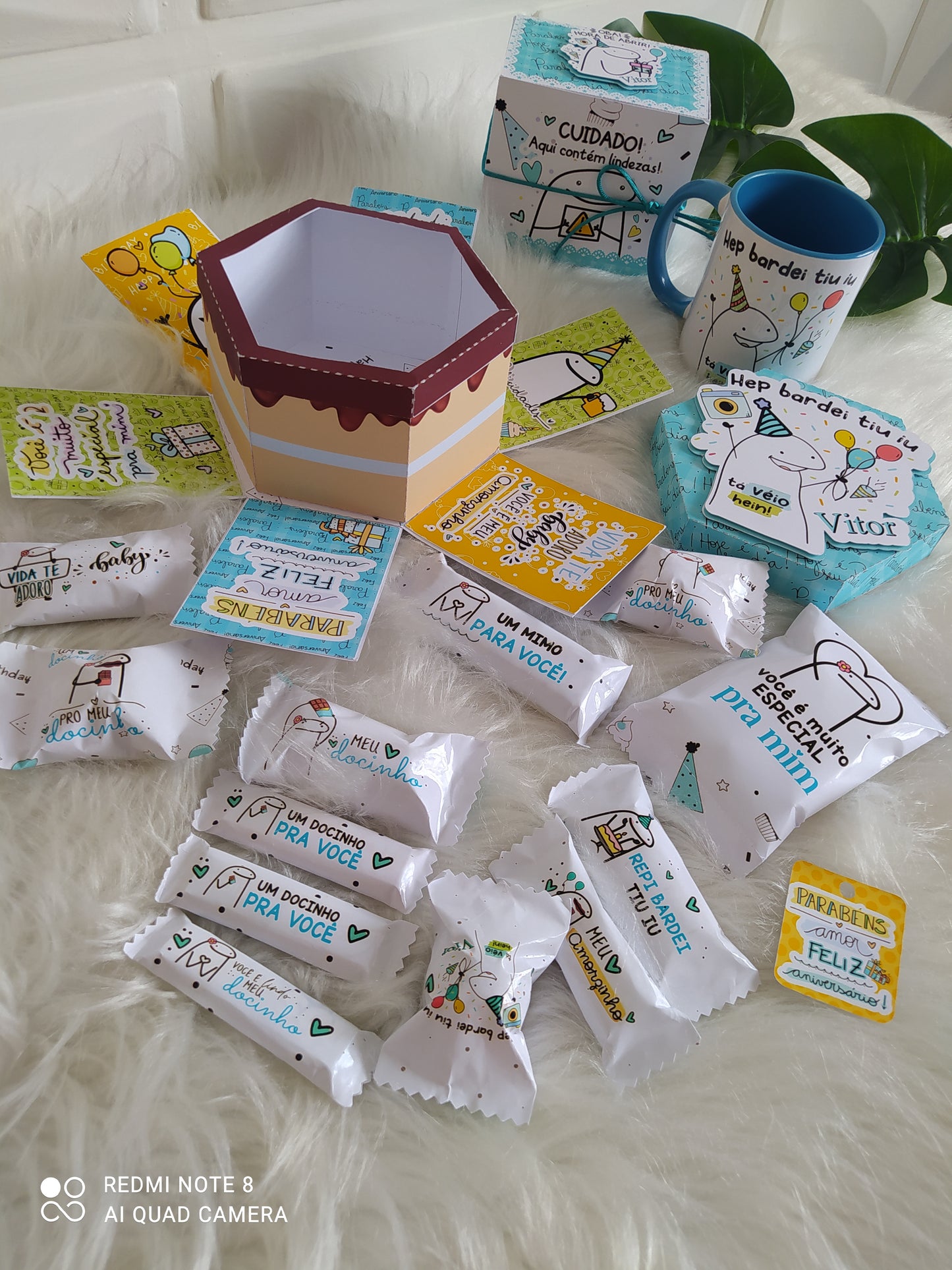 Caneca Personalizada  Flork Kit Caneca+ Caixa Com Chocolates Personalizados |Aniversário, Namoro e Outros!